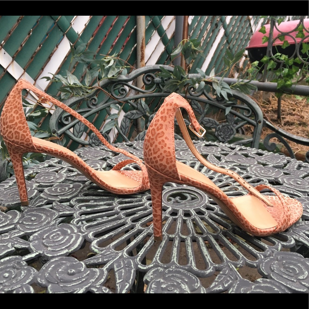 Banana Republic Juliette heels